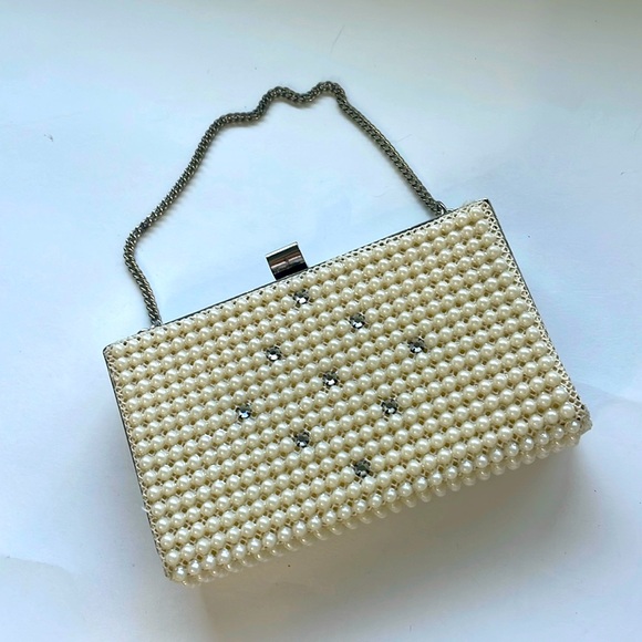 Unsigned Vintage Handbags - Vintage Faux Pearl Rhinestone Silver Tone Frame 1950's Small Purse